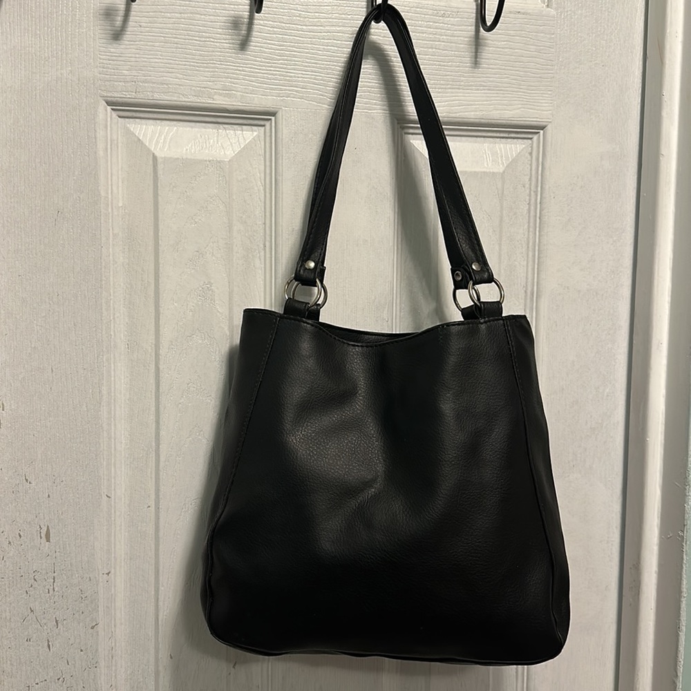 Lovely Black Tote By Lucky - Picture 3 of 9